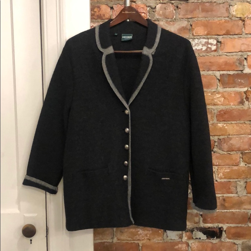 Geiger Collections women’s jacket